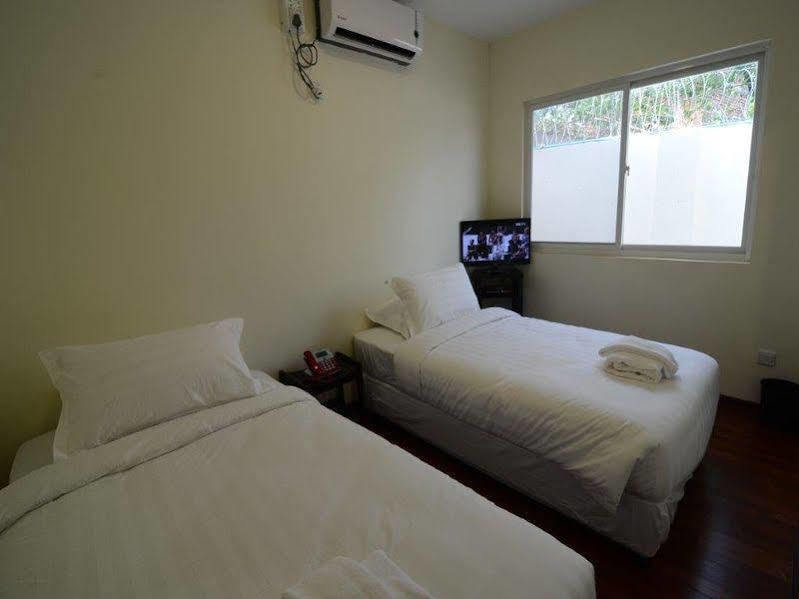 Vista Residence Yangon Extérieur photo