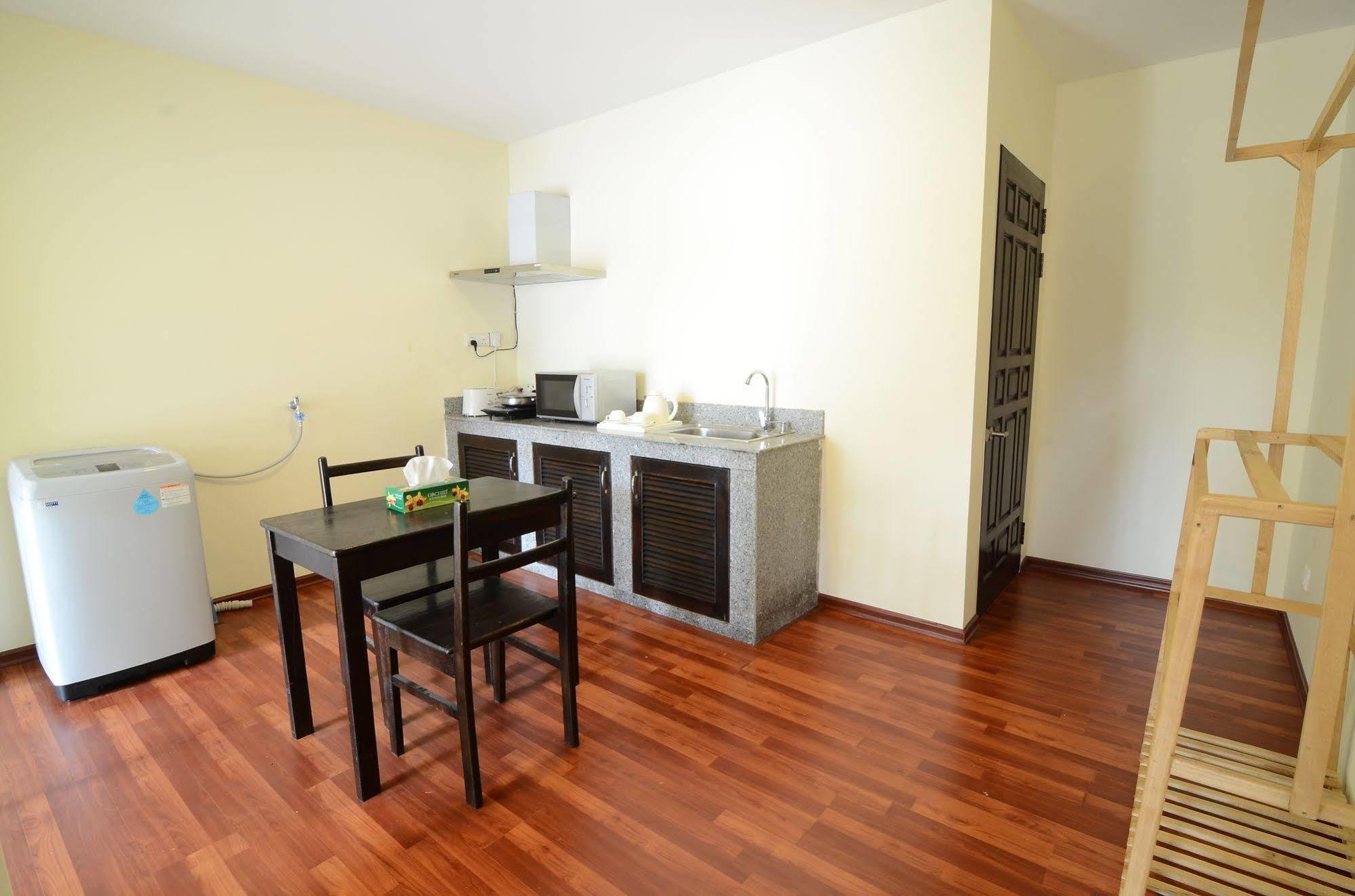 Vista Residence Yangon Extérieur photo