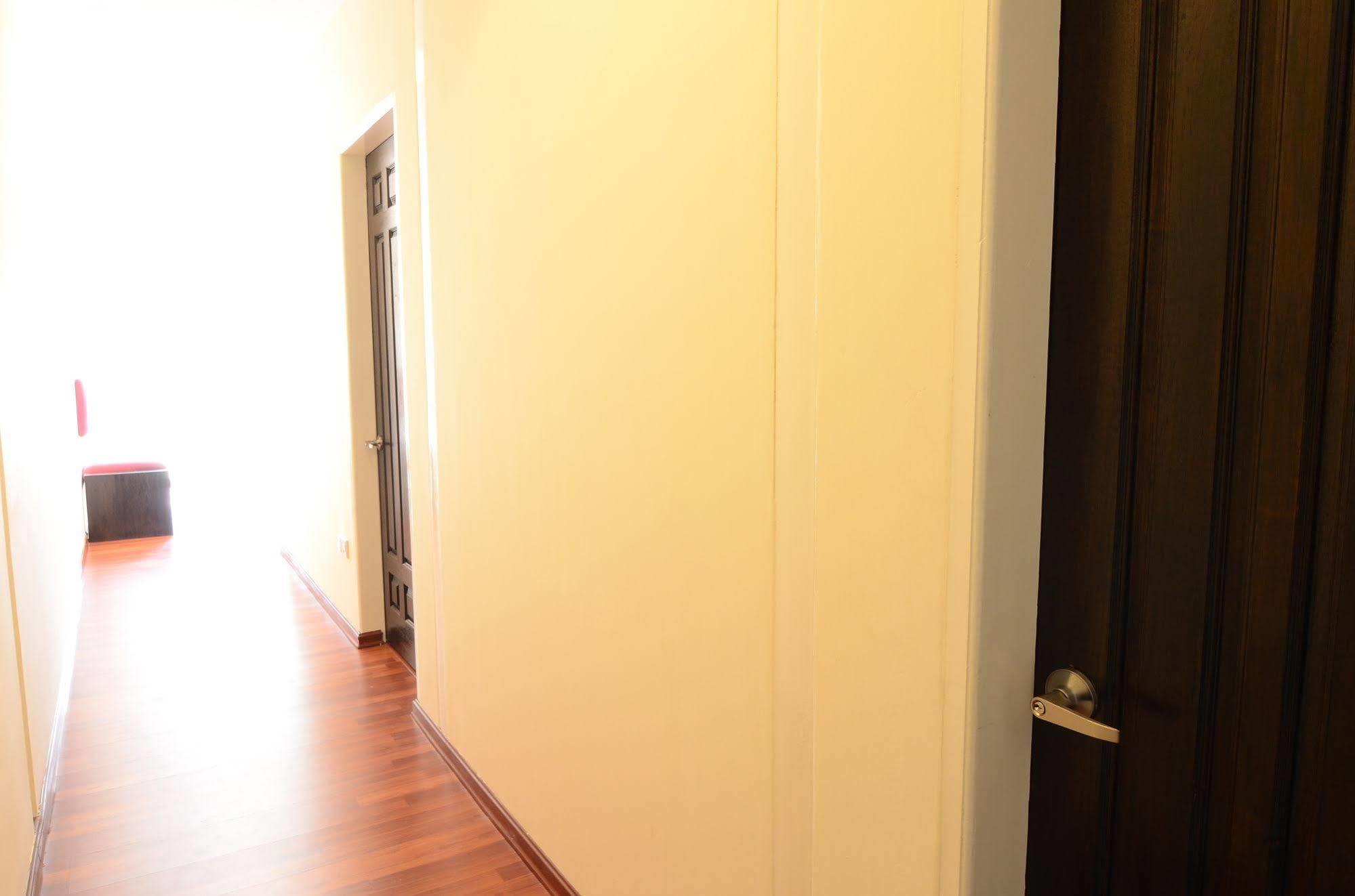 Vista Residence Yangon Extérieur photo